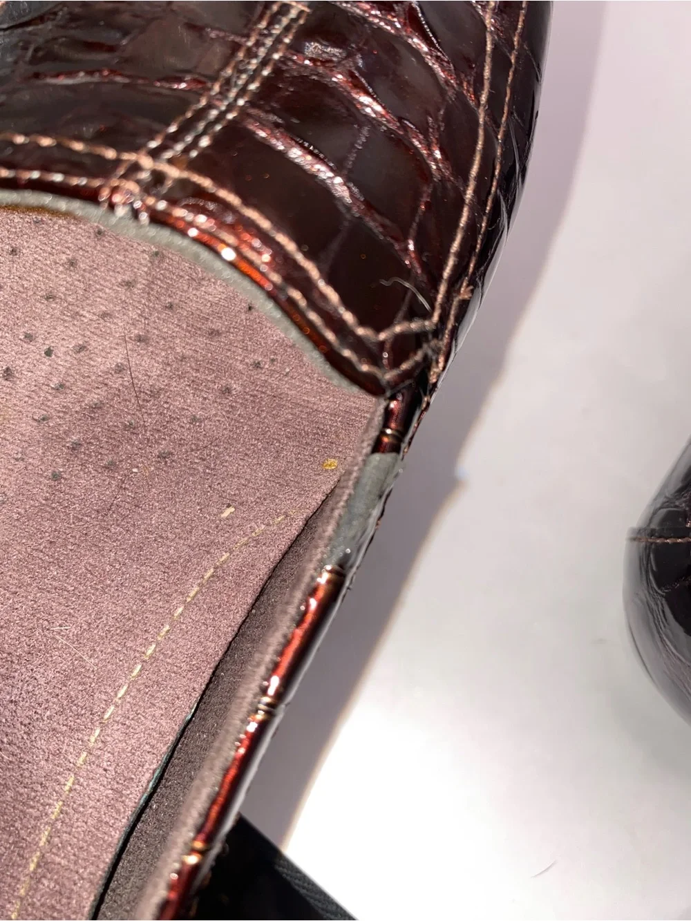 Clarks Croc-Embossed Loafers -‎ Brown